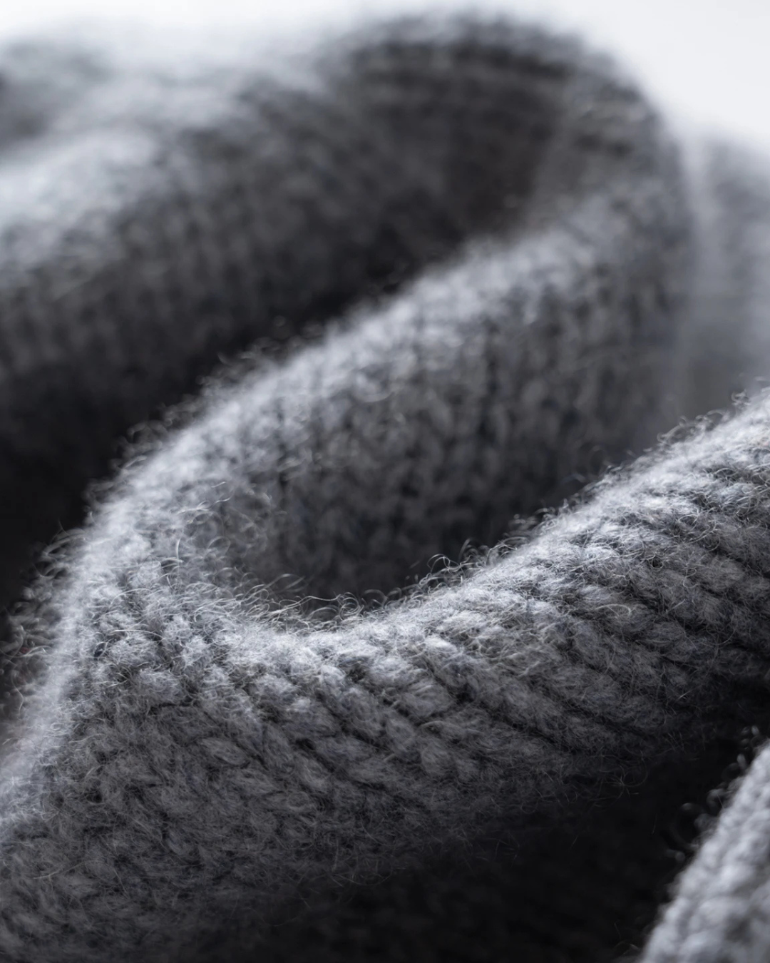 Winston | 100% Cashmere Rib-Knit Beanie