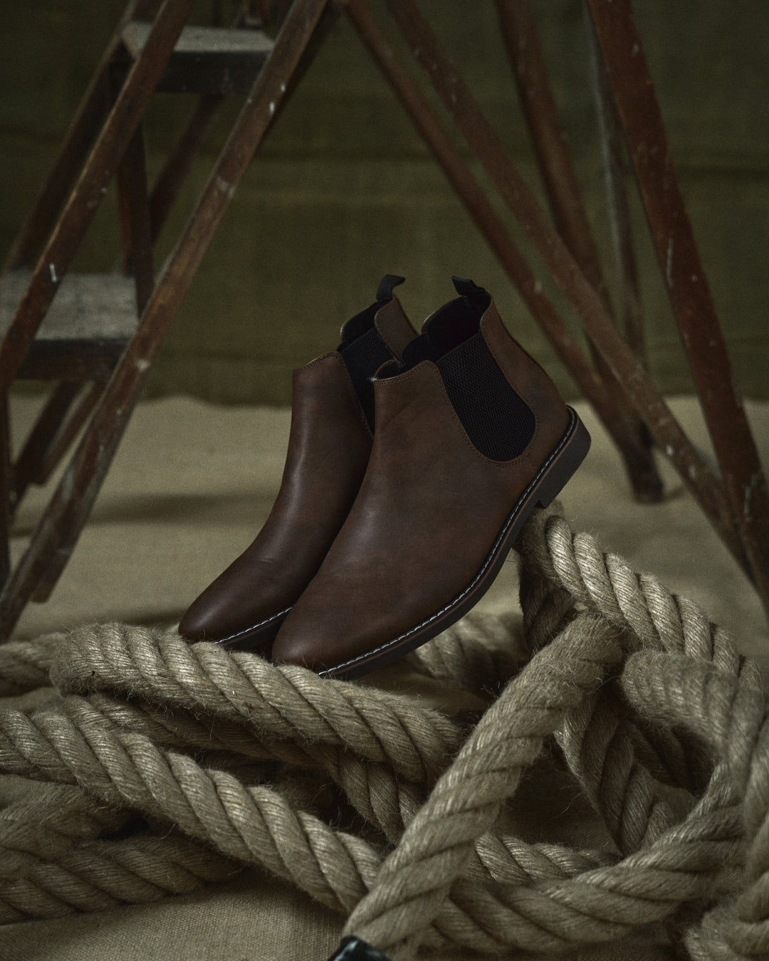 Owen | Leather Chelsea Boots