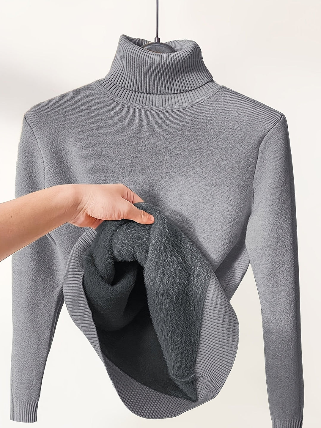 Selena | Ribbed Turtleneck Sweater