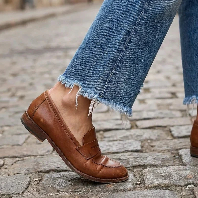 Josephine Wren | Cropped Straight Leg Jeans